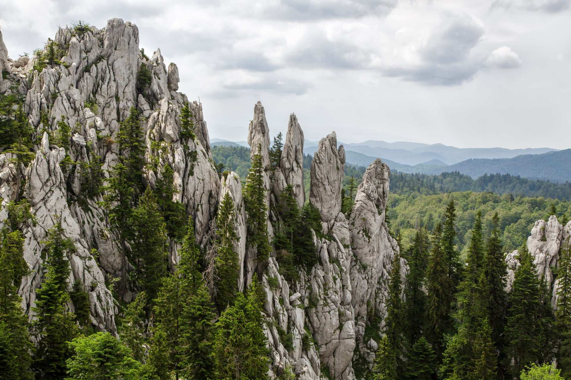 Bijele i Samarske stijene